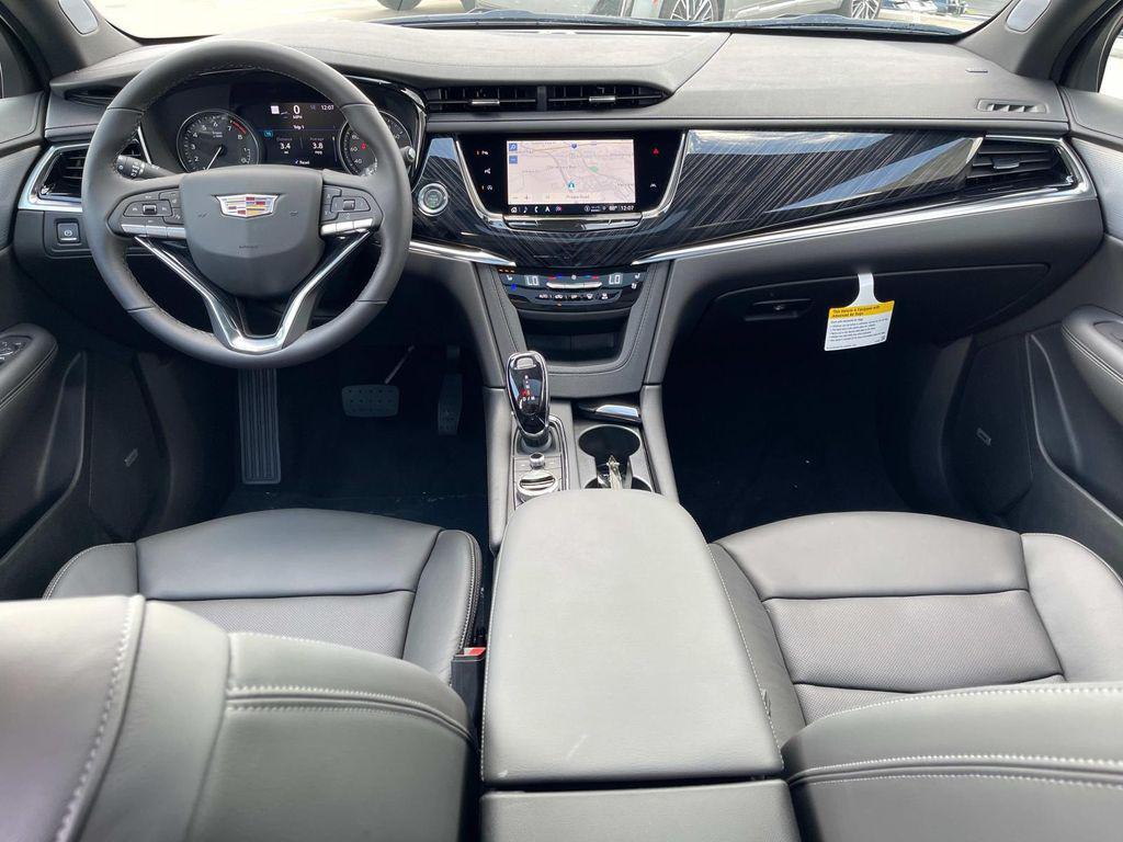 new 2025 Cadillac XT6 car, priced at $62,565