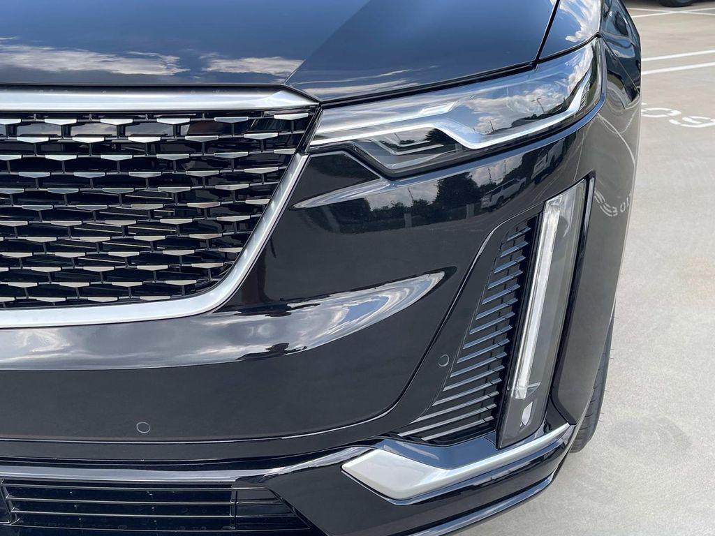 new 2025 Cadillac XT6 car, priced at $62,565
