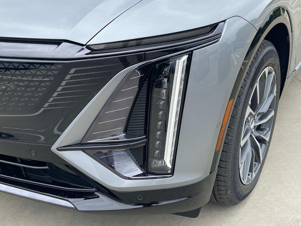 new 2025 Cadillac LYRIQ car, priced at $69,090