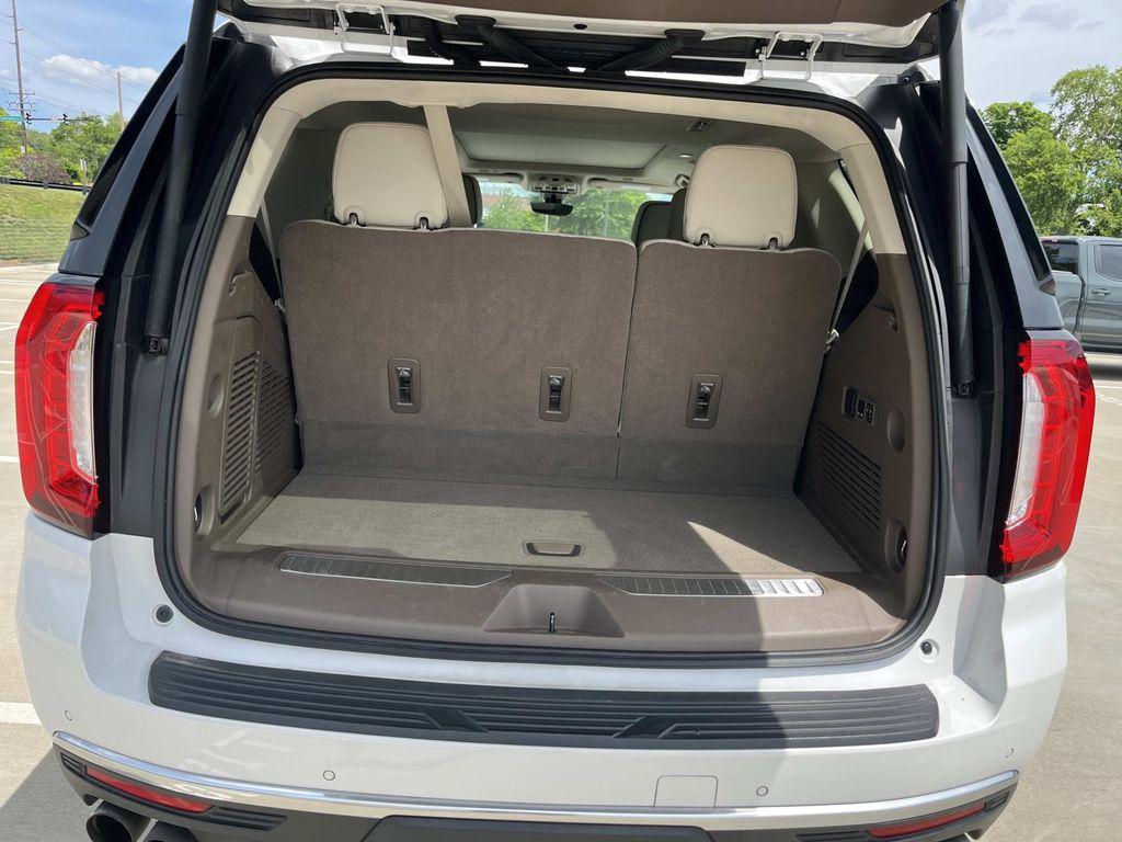 used 2021 GMC Yukon car, priced at $41,992