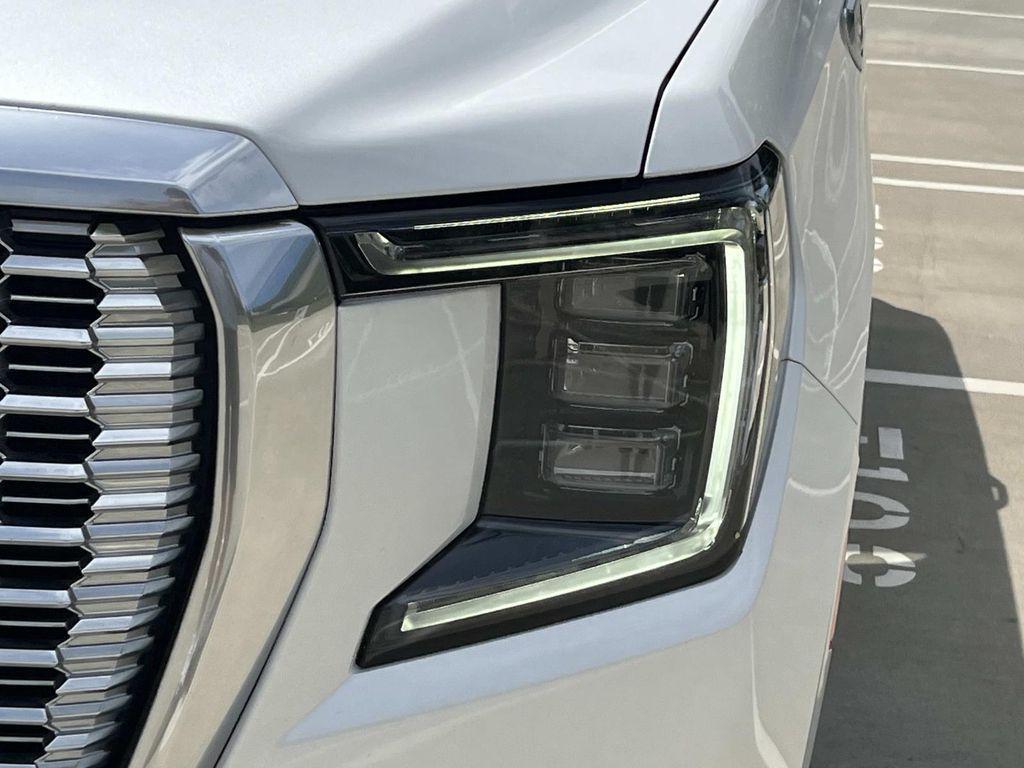 used 2021 GMC Yukon car, priced at $41,992