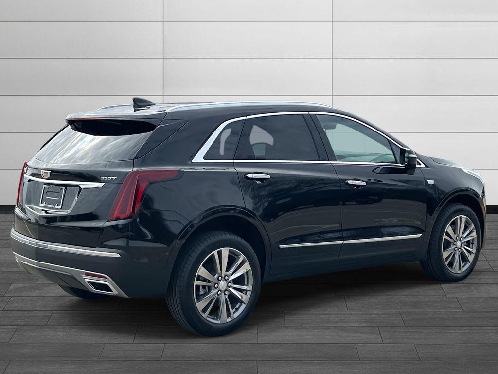 new 2026 Cadillac XT5 car, priced at $55,920