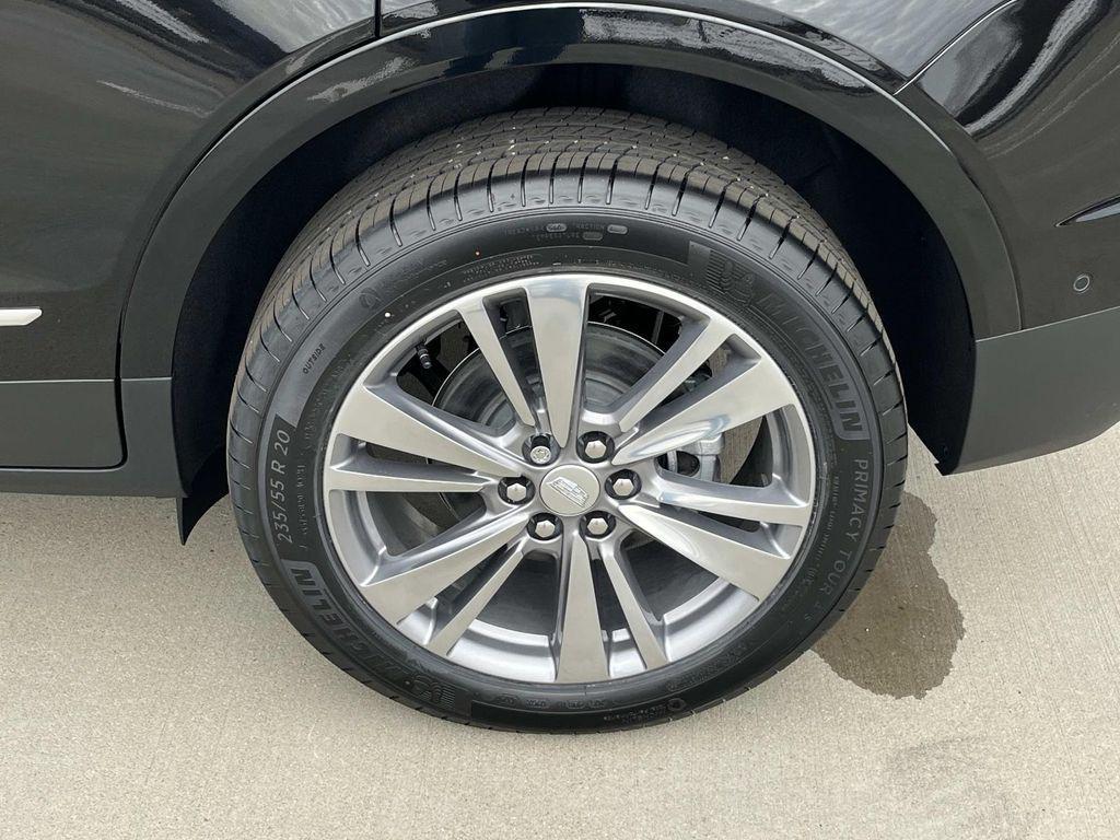 new 2026 Cadillac XT5 car, priced at $55,920
