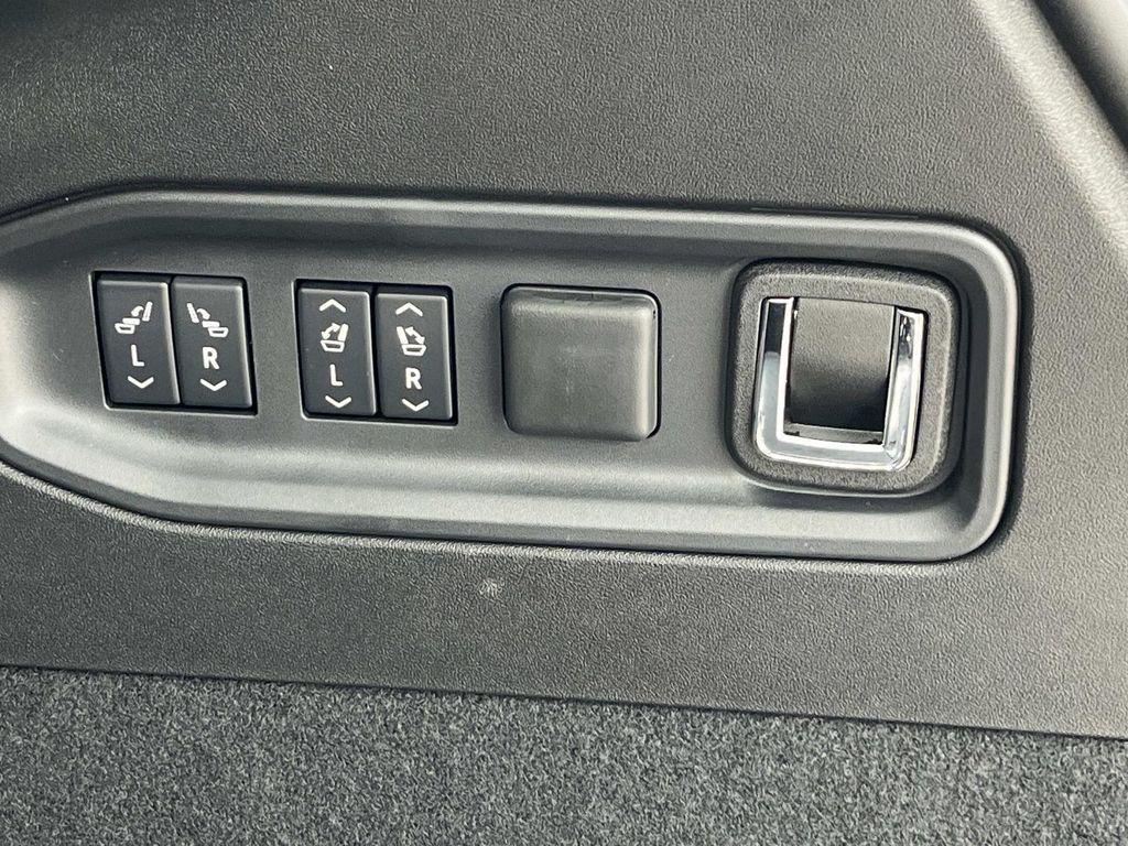 new 2026 Cadillac VISTIQ car, priced at $81,015