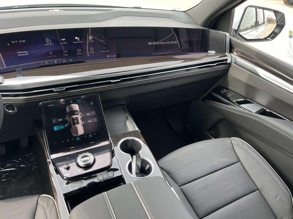 new 2026 Cadillac Escalade ESV car, priced at $120,465