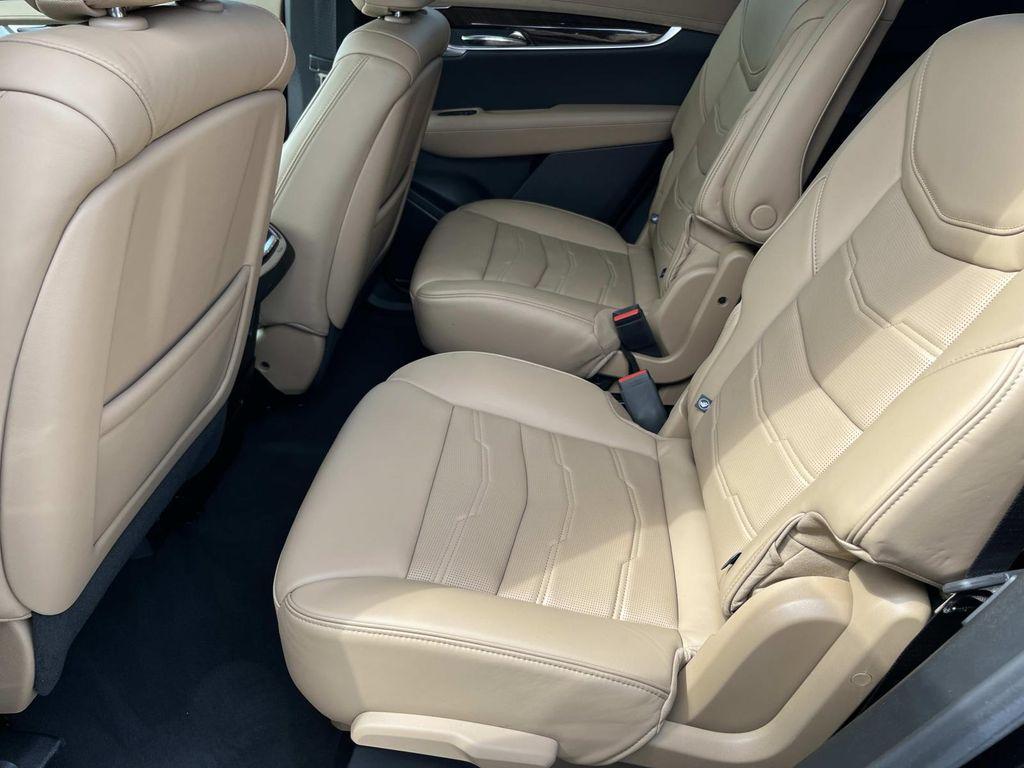 used 2025 Cadillac XT6 car, priced at $57,900