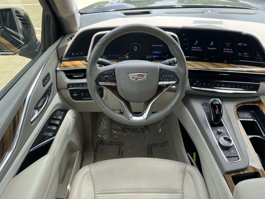 used 2021 Cadillac Escalade ESV car, priced at $63,900