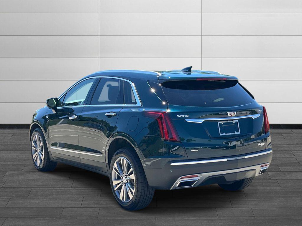 new 2026 Cadillac XT5 car, priced at $62,095