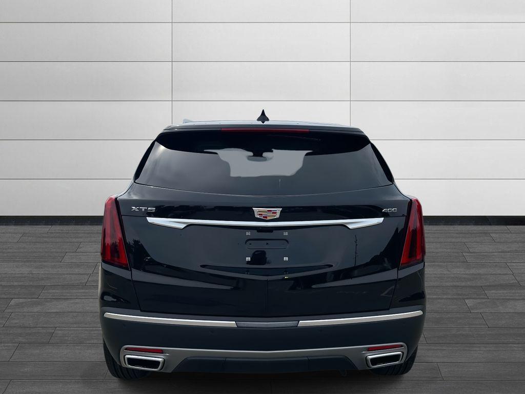 new 2025 Cadillac XT5 car, priced at $57,190