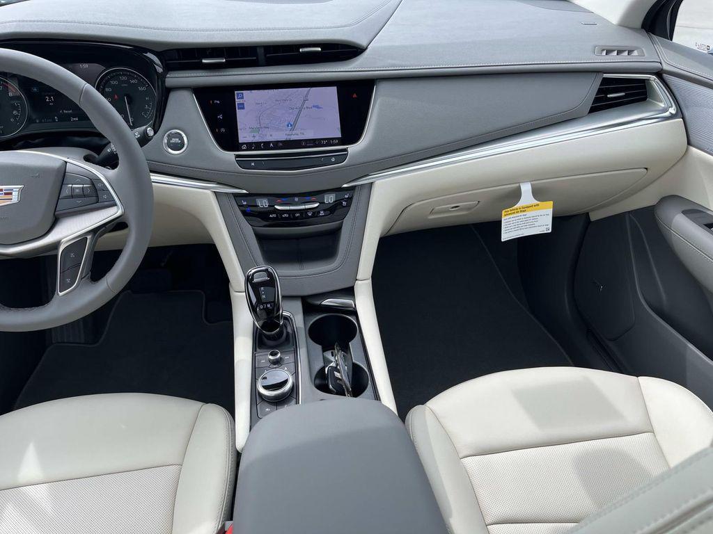 new 2025 Cadillac XT5 car, priced at $57,190