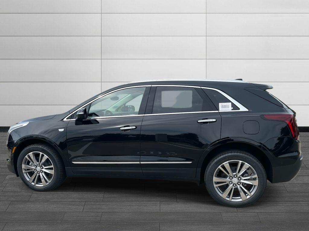 new 2025 Cadillac XT5 car, priced at $57,190