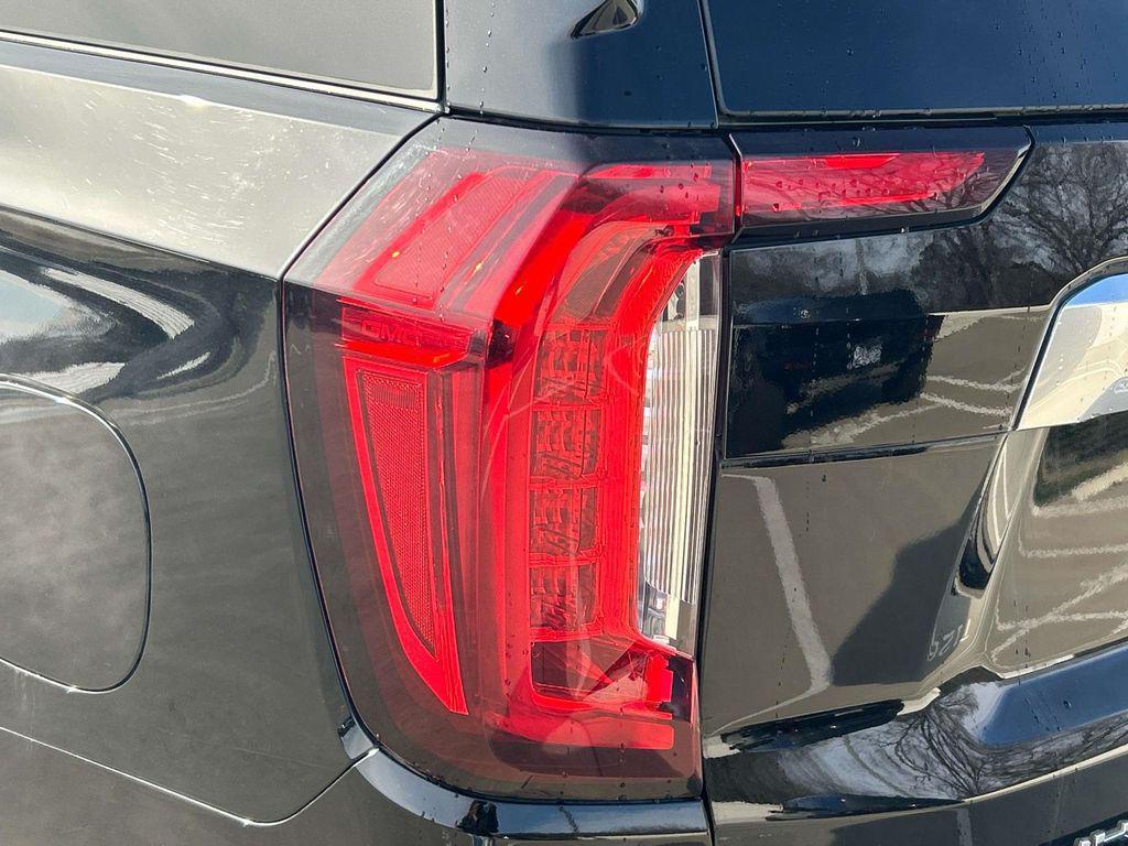 used 2022 GMC Yukon car, priced at $48,987