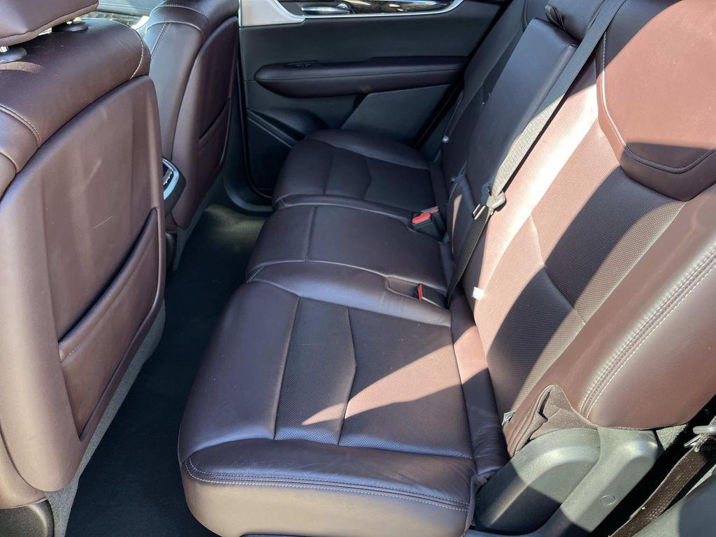 used 2020 Cadillac XT6 car, priced at $27,900