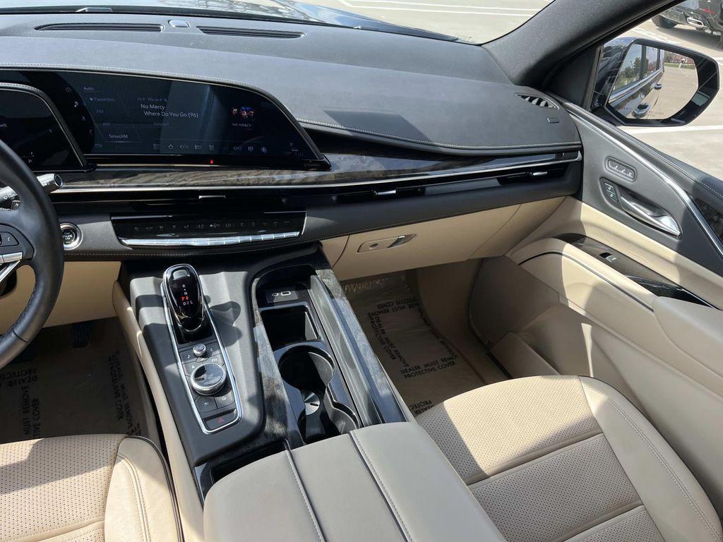 used 2024 Cadillac Escalade ESV car, priced at $77,994