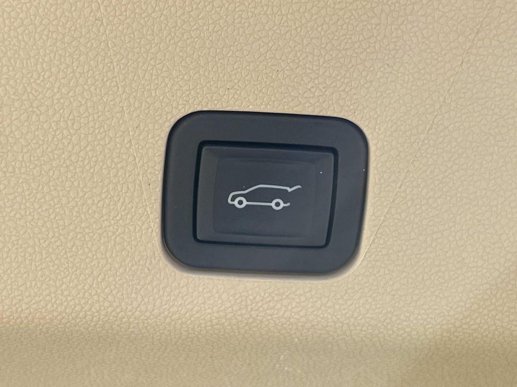 used 2024 Cadillac Escalade ESV car, priced at $77,994