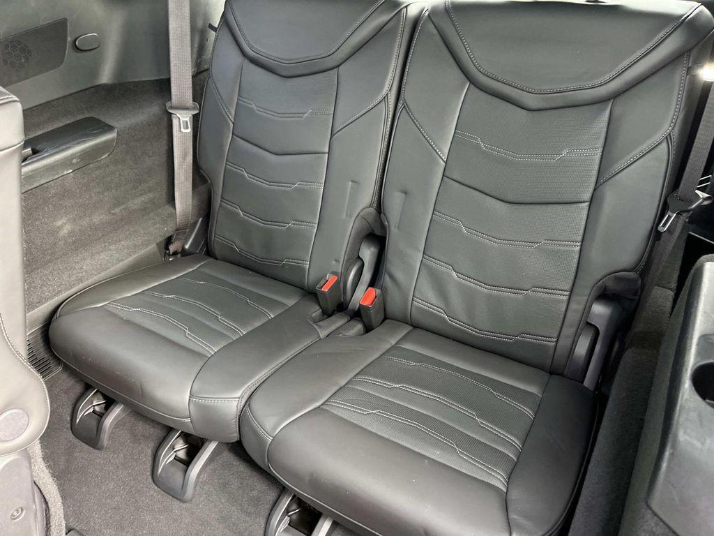 used 2021 Cadillac XT6 car, priced at $30,997