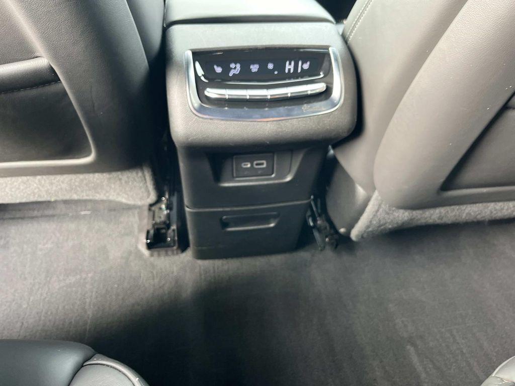 used 2021 Cadillac XT6 car, priced at $30,997