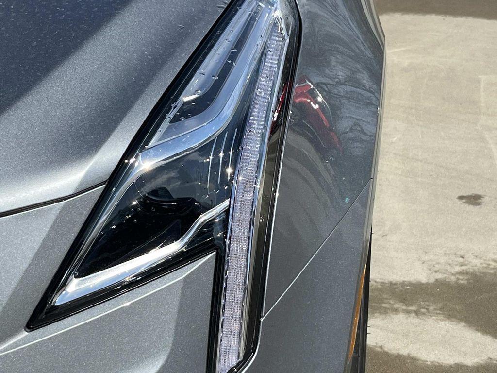 used 2026 Cadillac XT5 car, priced at $46,900