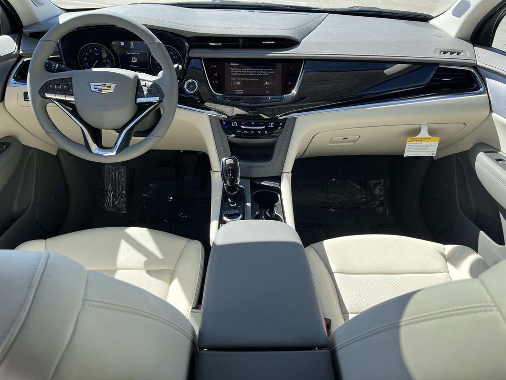 new 2025 Cadillac XT6 car, priced at $63,940