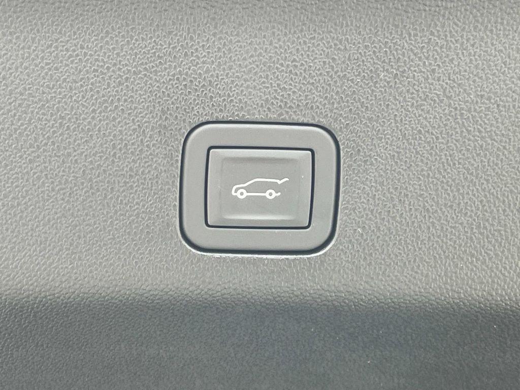 new 2026 Cadillac Escalade ESV car, priced at $131,820