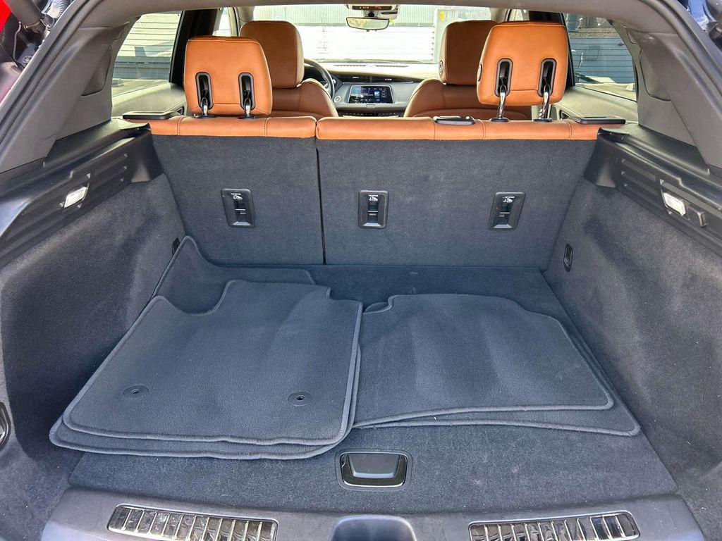 used 2023 Cadillac XT4 car, priced at $31,900