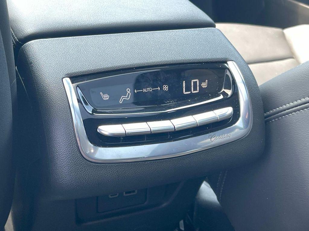 new 2025 Cadillac XT6 car, priced at $62,465