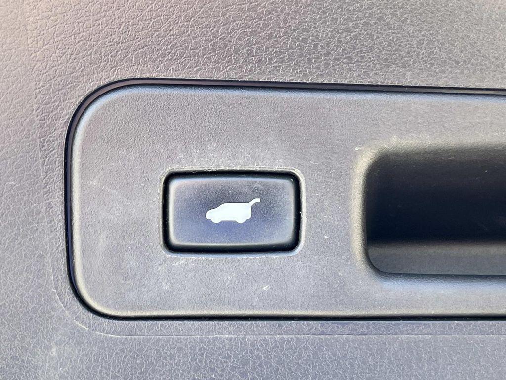 used 2019 Acura MDX car, priced at $17,494