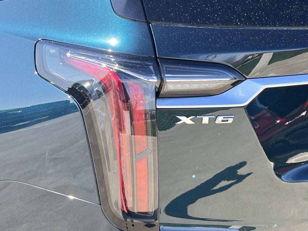 used 2025 Cadillac XT6 car, priced at $57,900