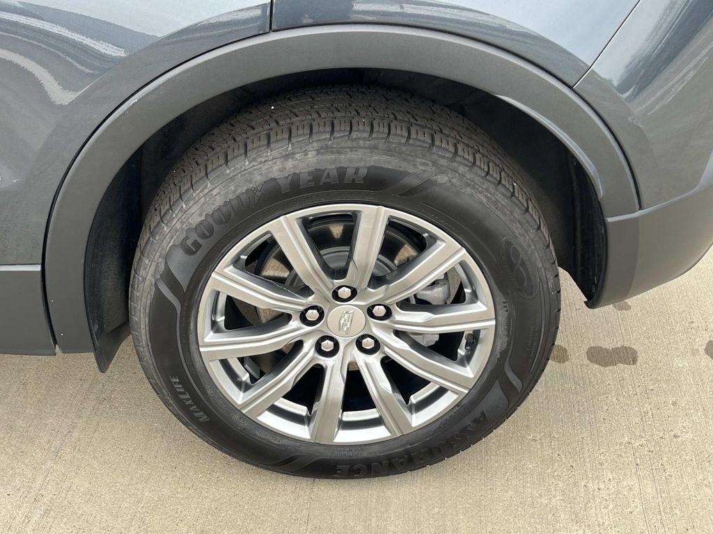 used 2021 Cadillac XT4 car, priced at $16,900