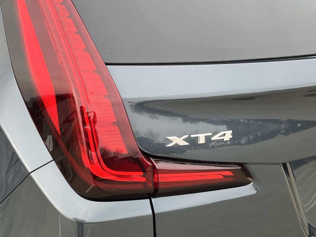 used 2021 Cadillac XT4 car, priced at $16,900