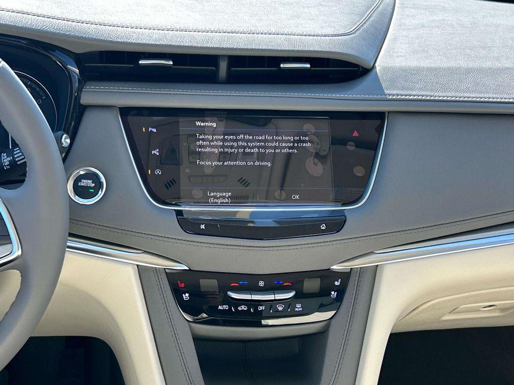 new 2026 Cadillac XT5 car, priced at $59,490