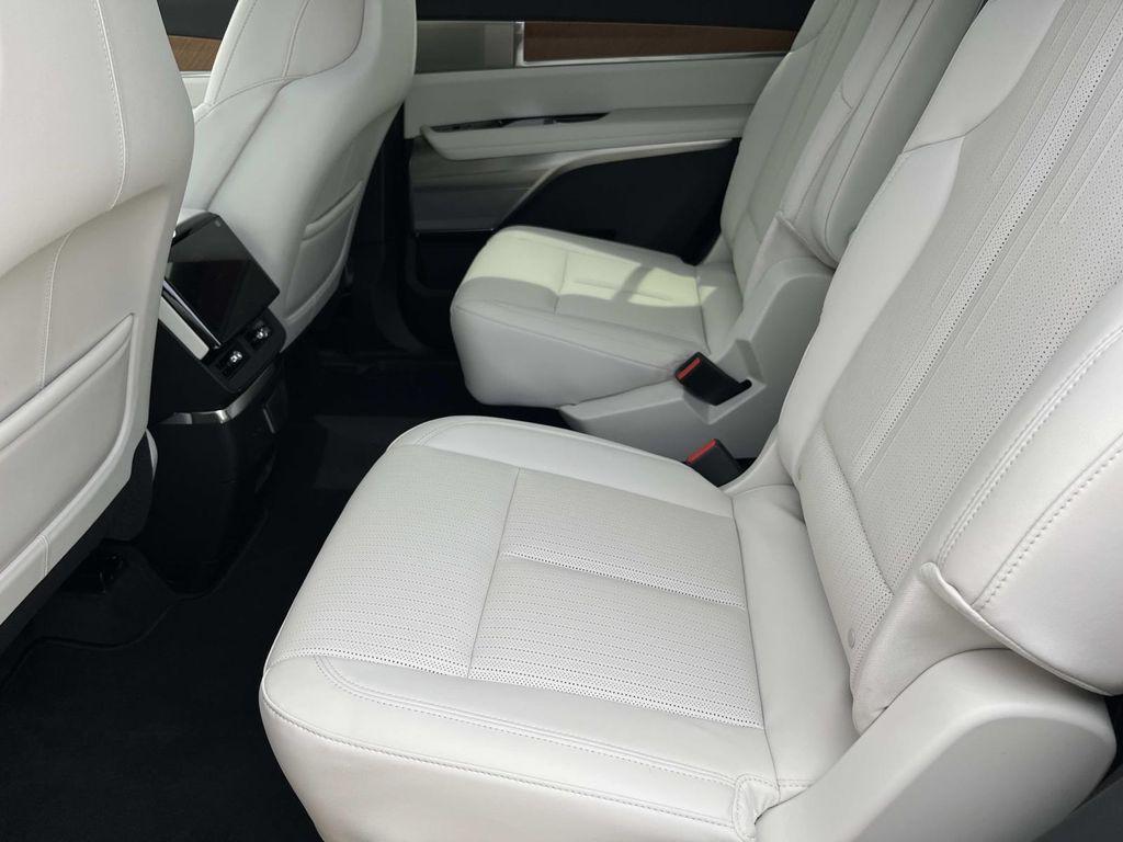 new 2026 Cadillac VISTIQ car, priced at $81,630