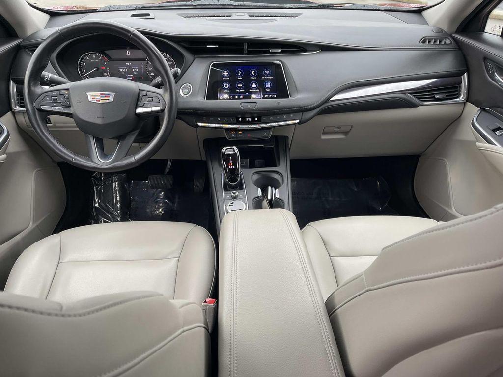 used 2021 Cadillac XT4 car, priced at $21,990