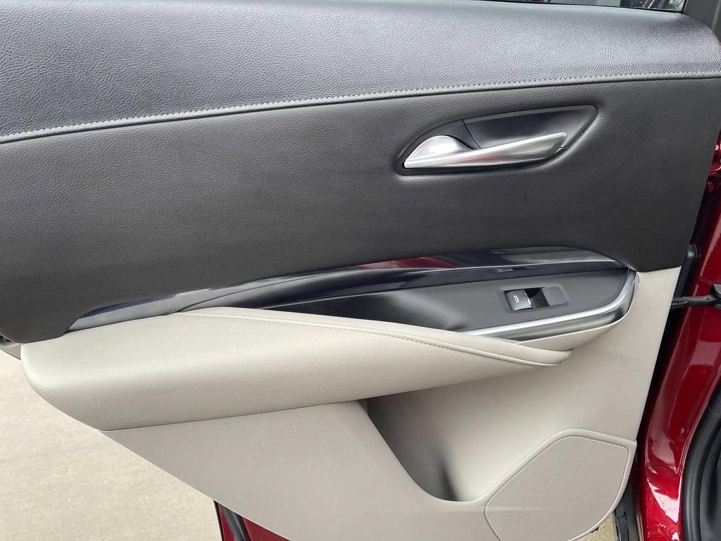 used 2021 Cadillac XT4 car, priced at $21,990