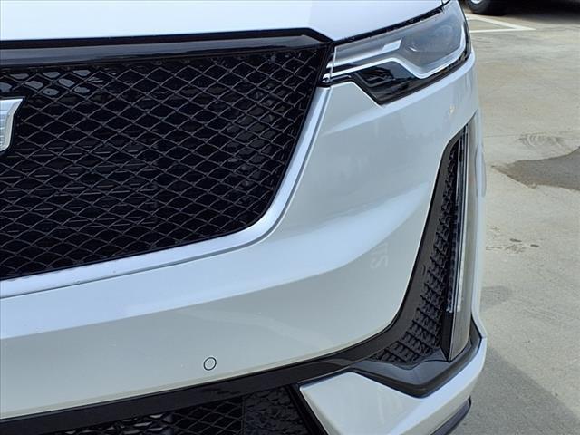 new 2025 Cadillac XT6 car, priced at $69,065