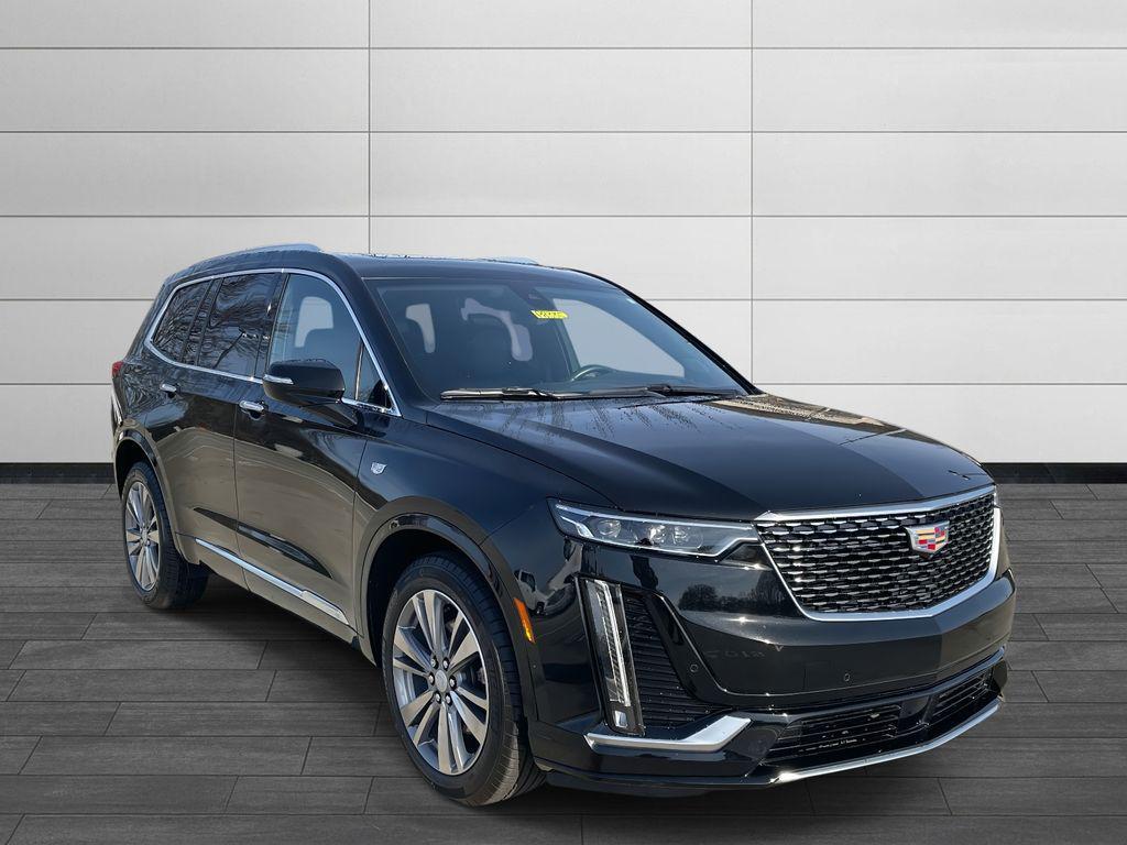 used 2025 Cadillac XT6 car, priced at $54,900
