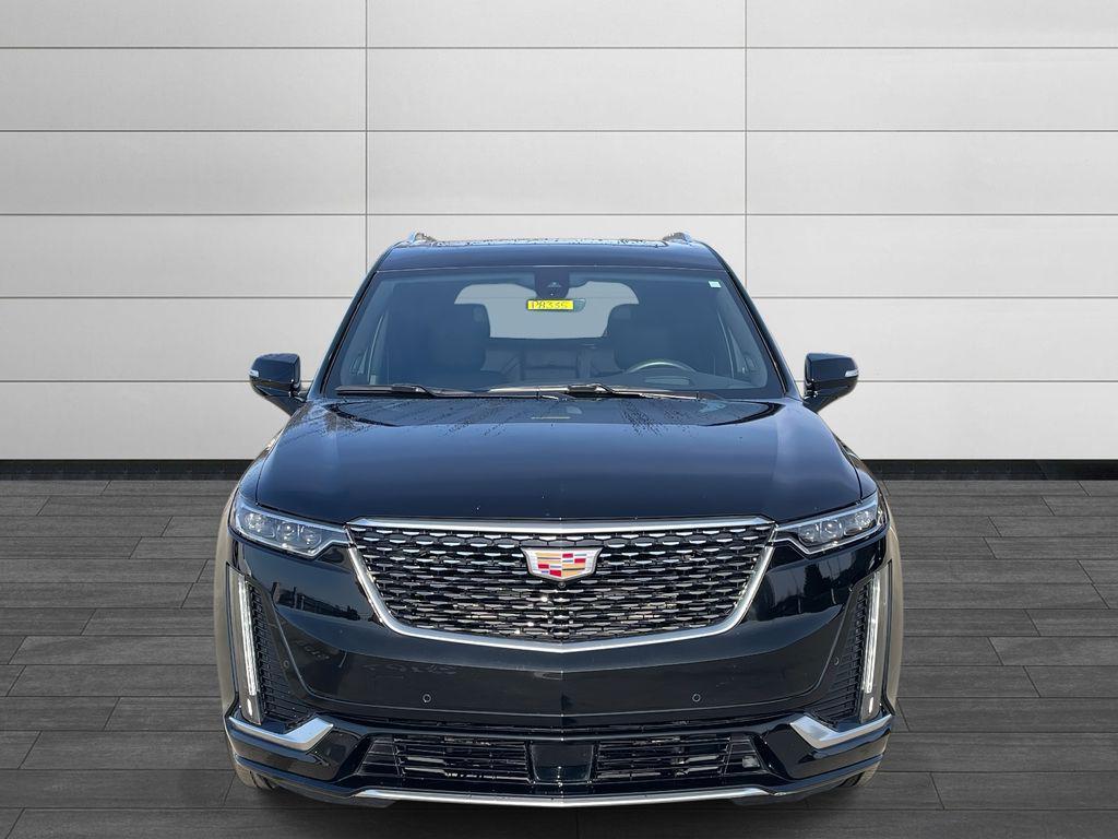 used 2025 Cadillac XT6 car, priced at $54,900