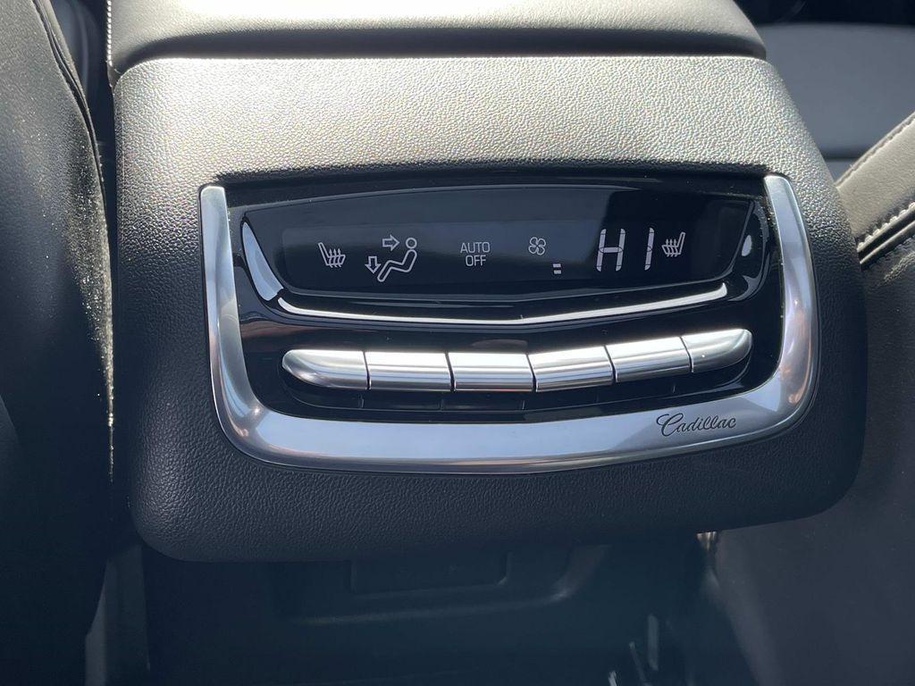 used 2025 Cadillac XT6 car, priced at $54,900