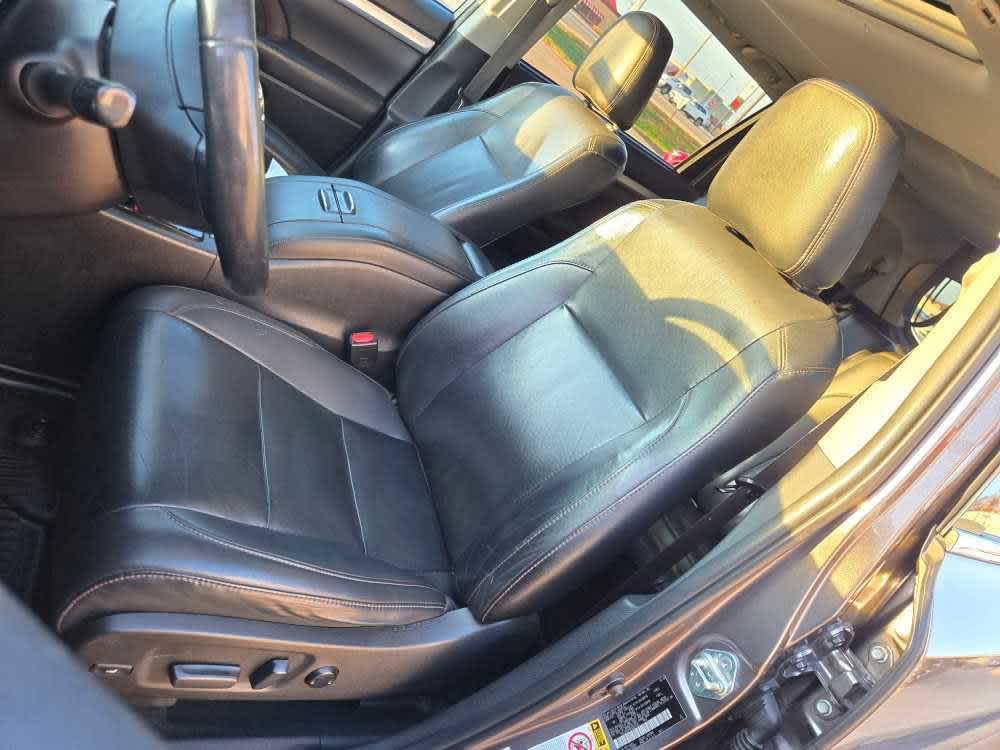 used 2019 Toyota Highlander car, priced at $22,500