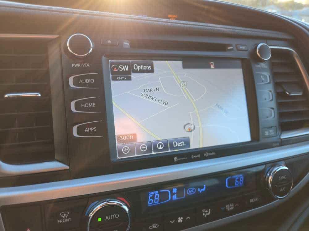 used 2019 Toyota Highlander car, priced at $22,500