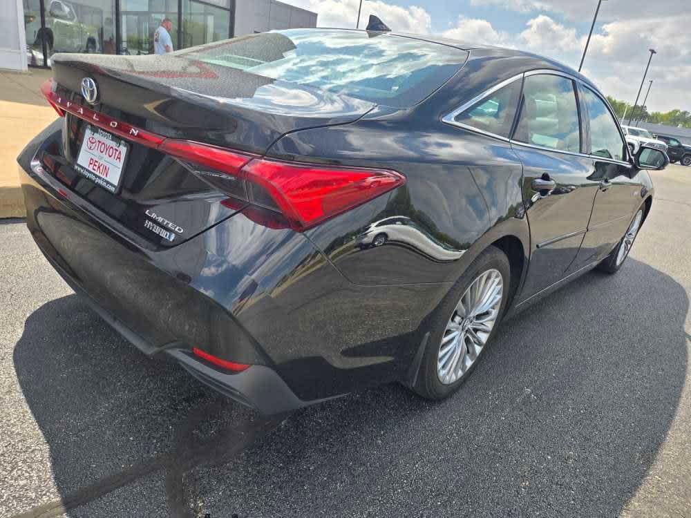 used 2019 Toyota Avalon Hybrid car, priced at $24,500