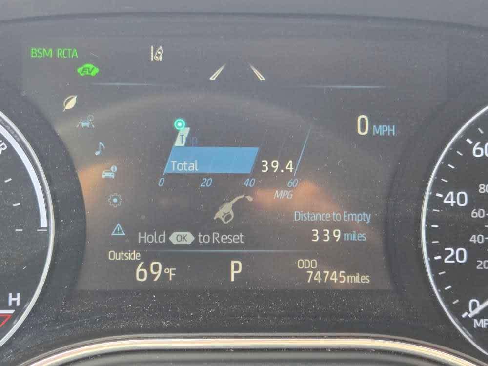 used 2019 Toyota Avalon Hybrid car, priced at $24,500