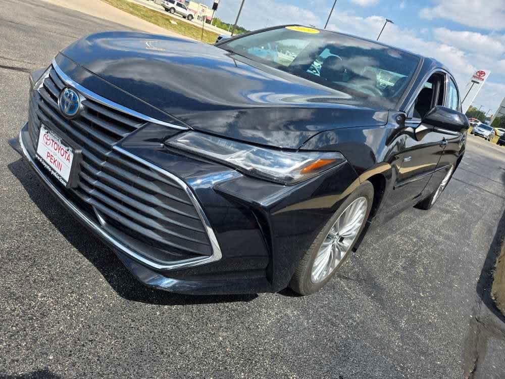 used 2019 Toyota Avalon Hybrid car, priced at $24,500