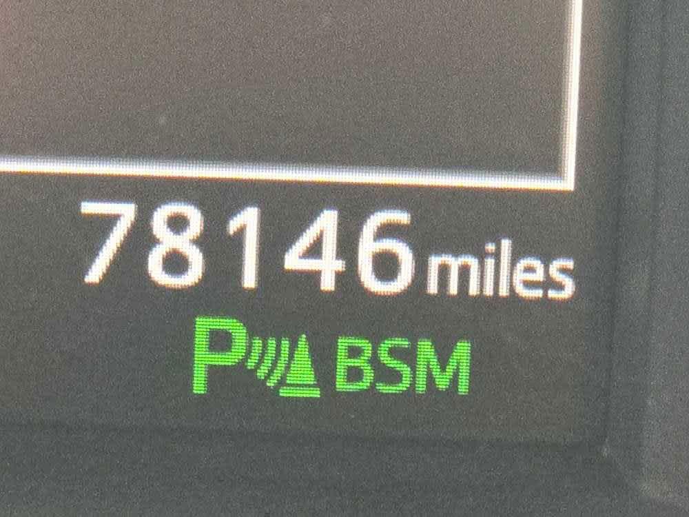 used 2018 Toyota Highlander car, priced at $26,500