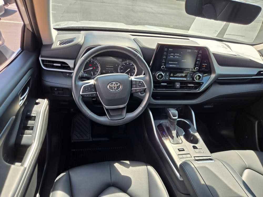 used 2022 Toyota Highlander car, priced at $44,745