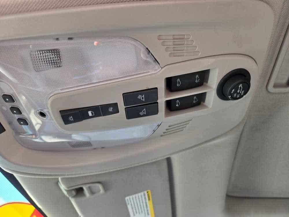 used 2017 Chevrolet Equinox car, priced at $10,500