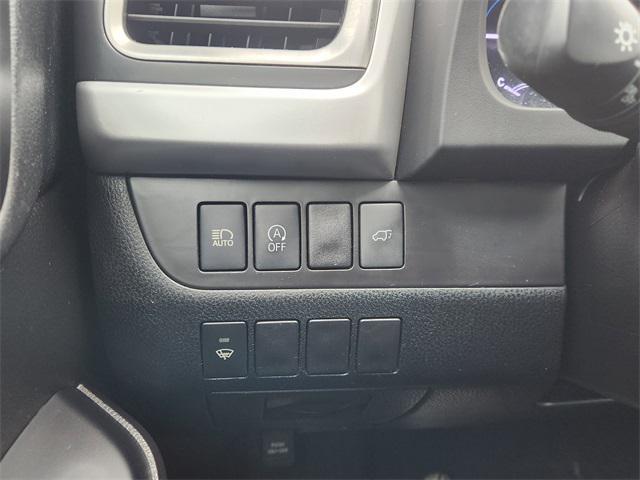 used 2019 Toyota Highlander car, priced at $18,648