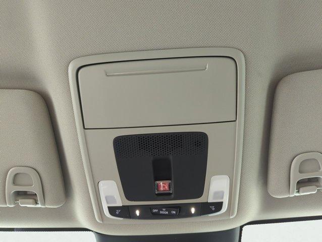 Solar Silver Metallic 2026 Honda Pilot EX-L