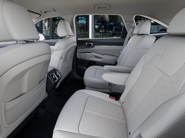 new 2026 Kia Sorento Hybrid car, priced at $45,288