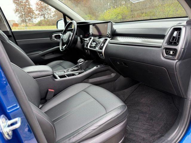 used 2022 Kia Sorento car, priced at $21,326